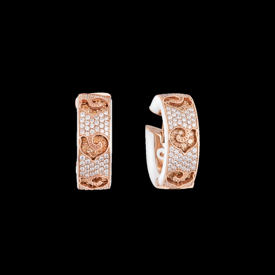 Gioielleria Chantecler | Orecchini A Cerchietto Carousel In Oro Rosa 18Kt E Pave Di Diamanti, Galli In Diamanti Champagne E Smalto Bianco Cod.41112